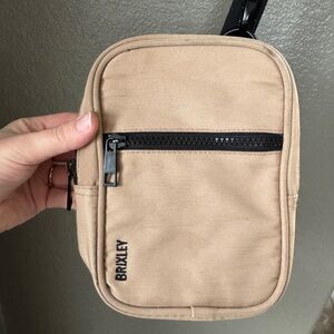 BRIXLEY Crossbody Bag